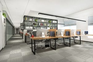 Xu Hướng Nhà Văn Phòng Xanh Bền Vững Trong Thời Đại Hybrid Work 1 3d rendering business meeting working room office building 1